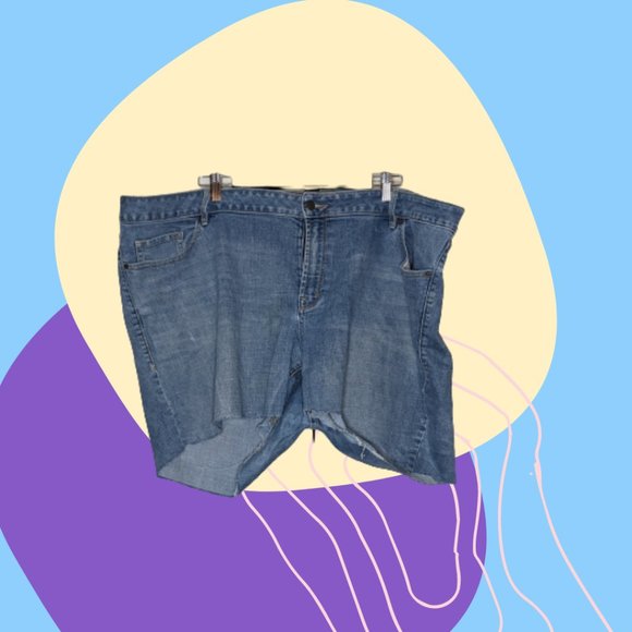 Plus Cuttoff Denim Shorts - Picture 4 of 4